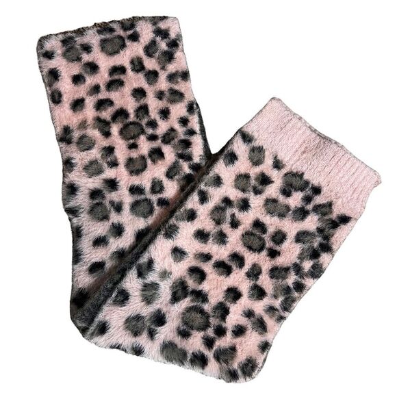 Accessories - Coco+Carmen Blush Pink Wool Blend Leopard Cheetah Print Scarf Warm Black Winter
